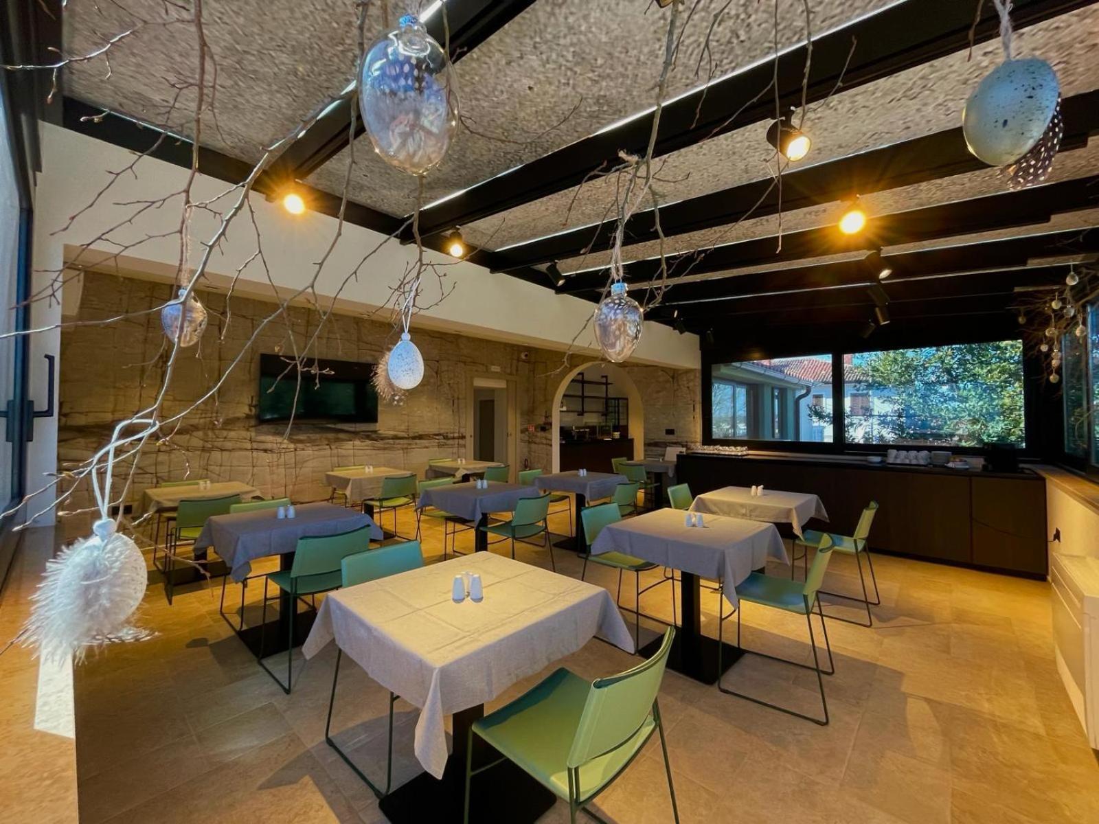 Arena Prestige Rooms Pula Exterior photo